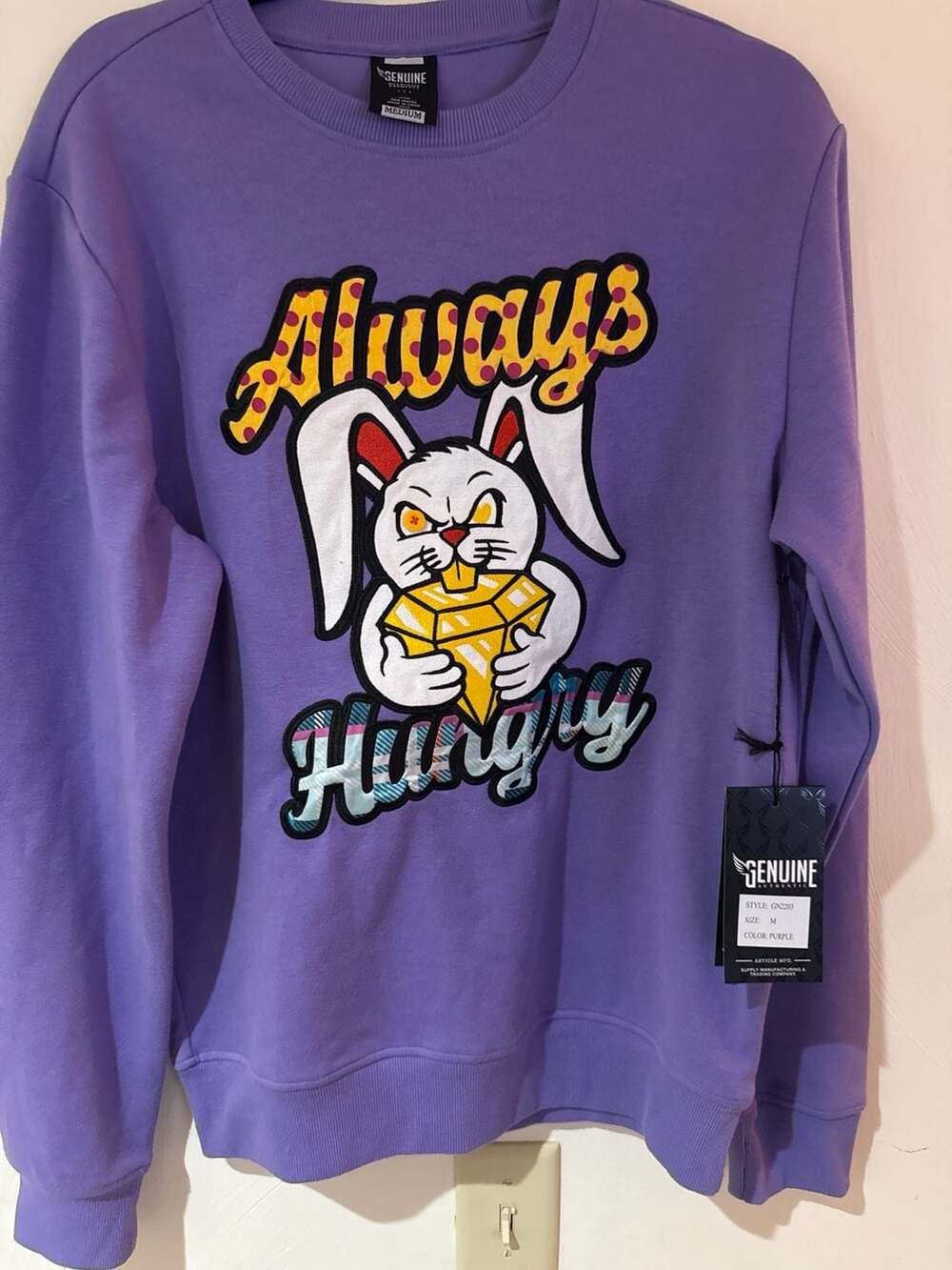 Genuine Authentic Garments Always Hungry Bunny, Sweatshirt M Purple NWT